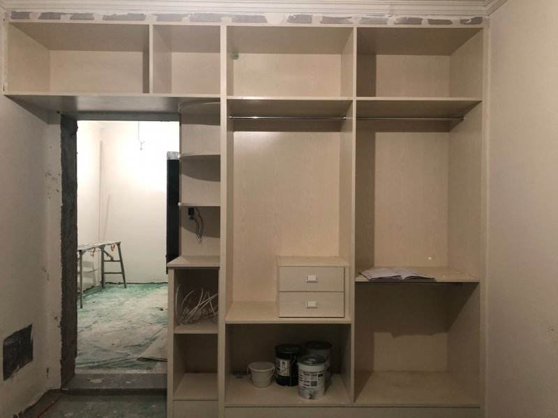 家裝柜子是請木工打柜子好還是全屋定制柜子好，哪種更劃算